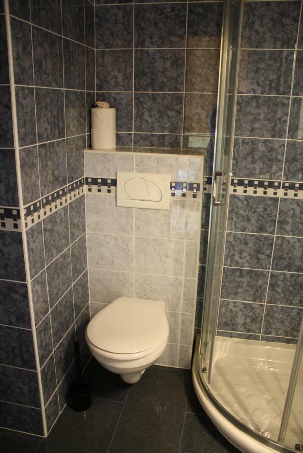 Kedvenc Vendeghaz Hotell Miskolc Exteriör bild
