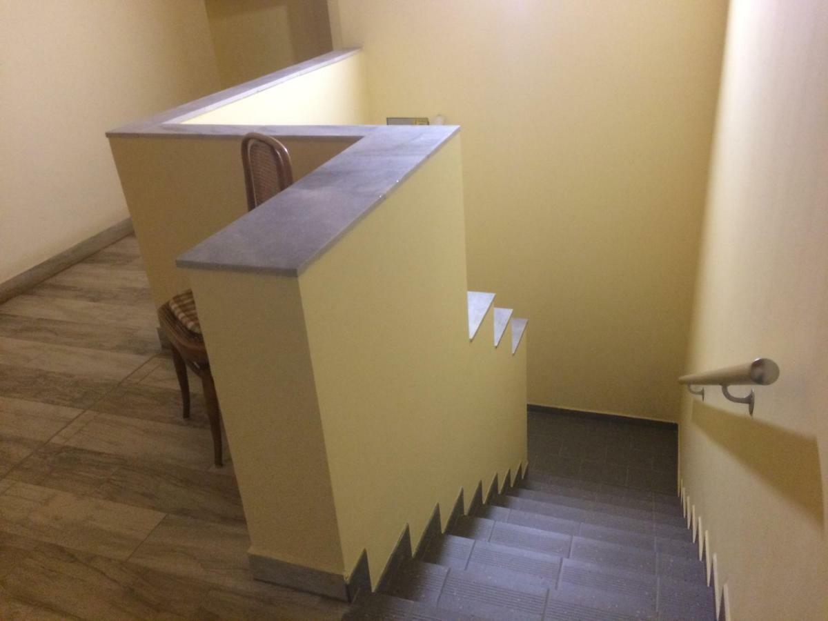 Kedvenc Vendeghaz Hotell Miskolc Exteriör bild
